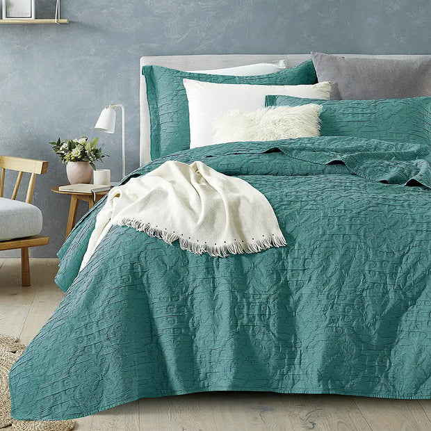 Imagen del producto Set de Edredón Borda-Tech Emma de Regina, con diseño premium y detalles descriptivos