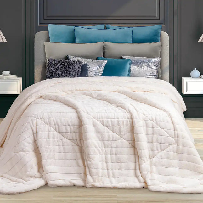 Imagen del producto Edre-Cobertor Boutique Senses de Regina, con diseño premium y detalles descriptivos