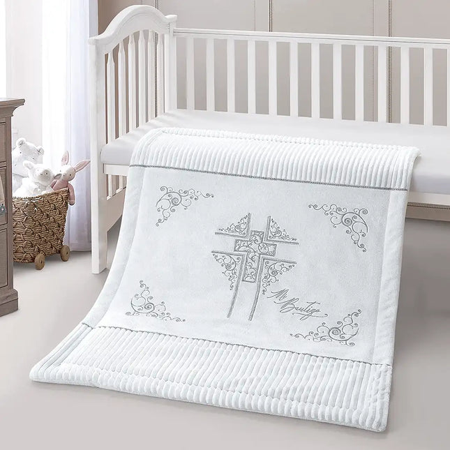 Imagen del producto Baby Edre-Cobertor Mi Bautizo Bendiciones de Regina, con diseño premium y detalles descriptivos