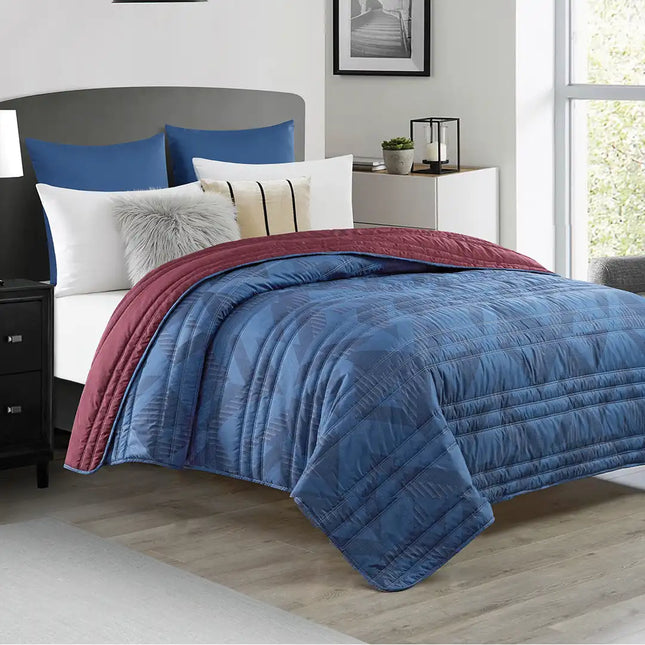 Imagen del producto Edredón Contempo Doble Vista Veleta de Regina, con diseño premium y detalles descriptivos