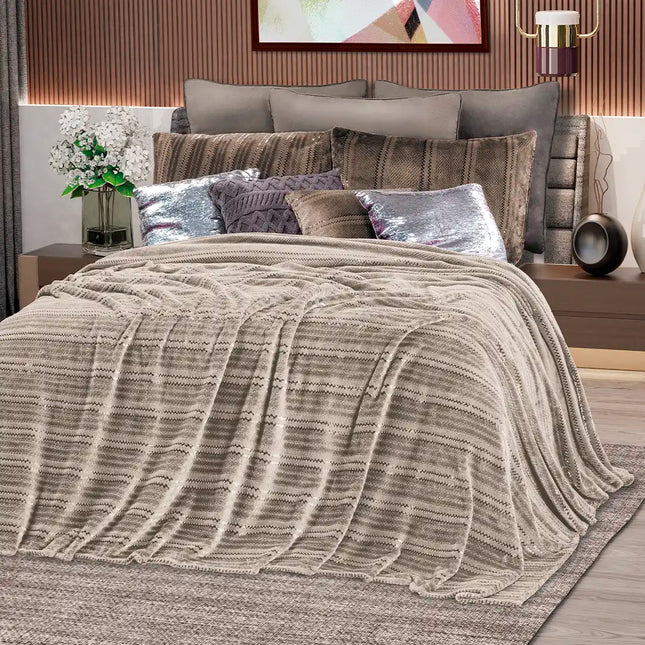 Imagen del producto Cobertor Regina 400 Plus+ Caramelis de Regina, con diseño premium y detalles descriptivos