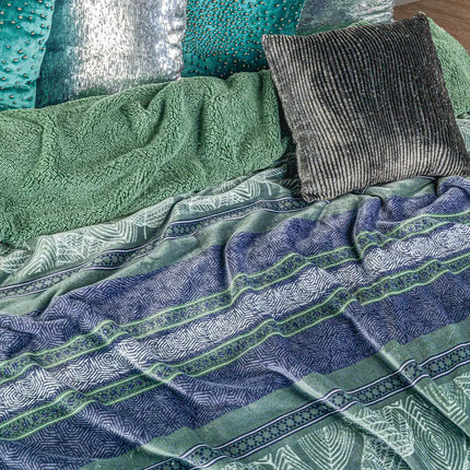 Imagen del producto Cobertor Seducción Viñedo de Regina, con diseño premium y detalles descriptivos