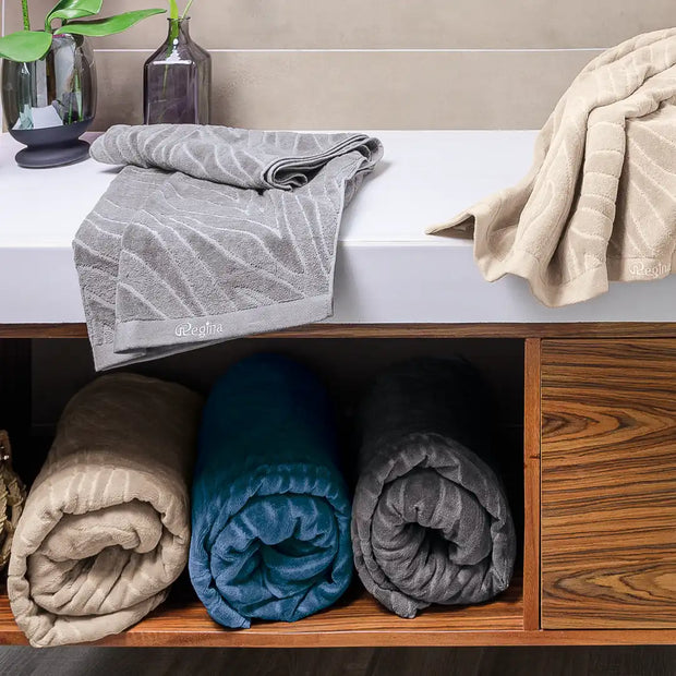 Imagen del producto Toalla Savage de Regina, con diseño premium y detalles descriptivos