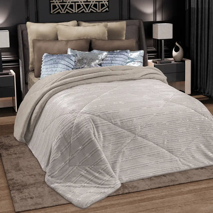 Imagen del producto Edre-Cobertor Nuvó Silvers de Regina, con diseño premium y detalles descriptivos